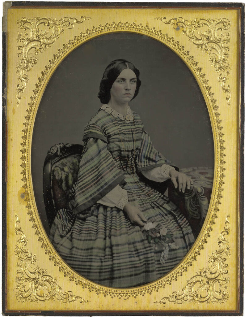 The crinoline fashion trend that killed thousands of women, 1855-1870 -  Rare Historical Photos